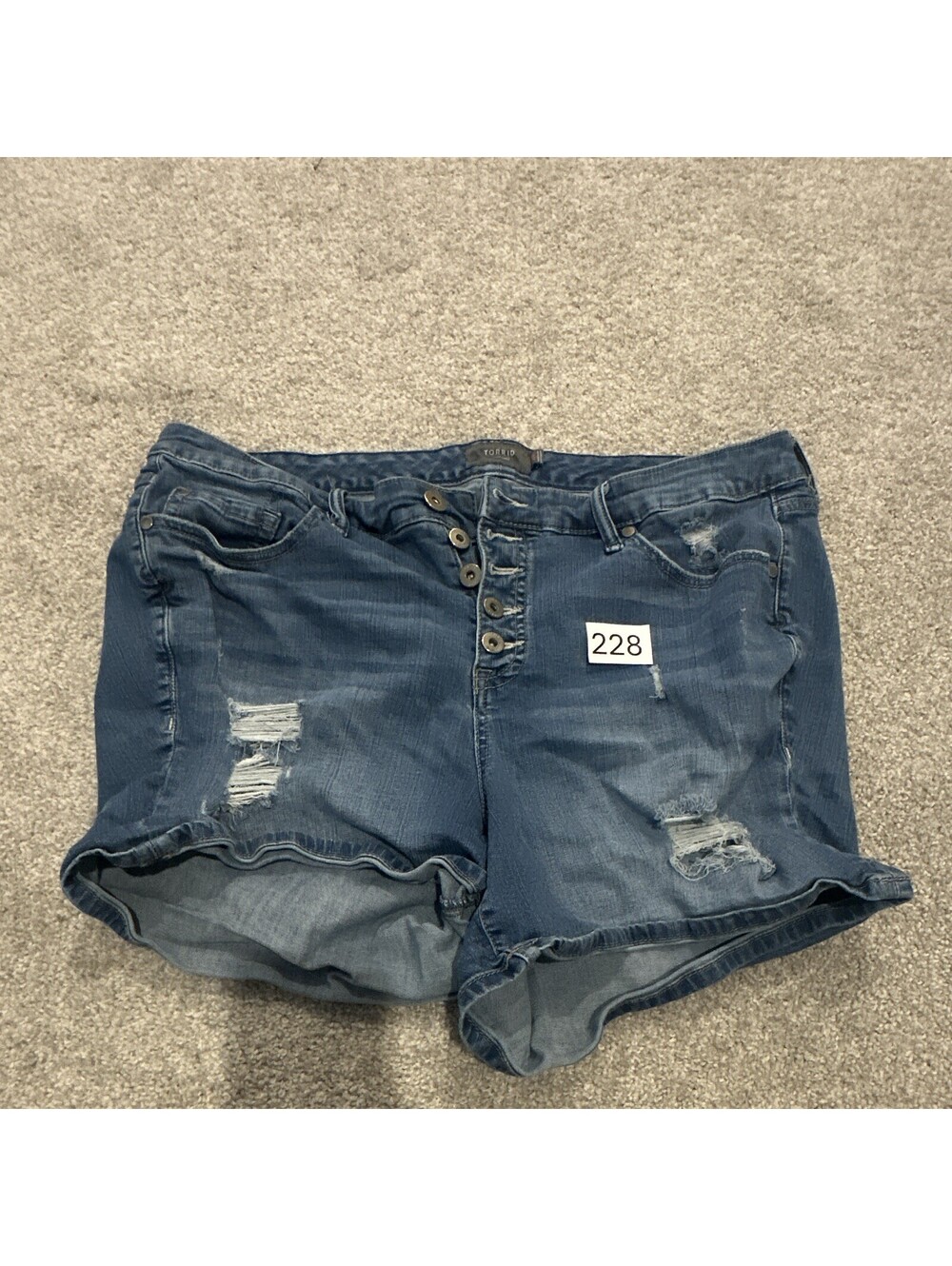 Torrid Women's Feel The Fit Shorts Size 20